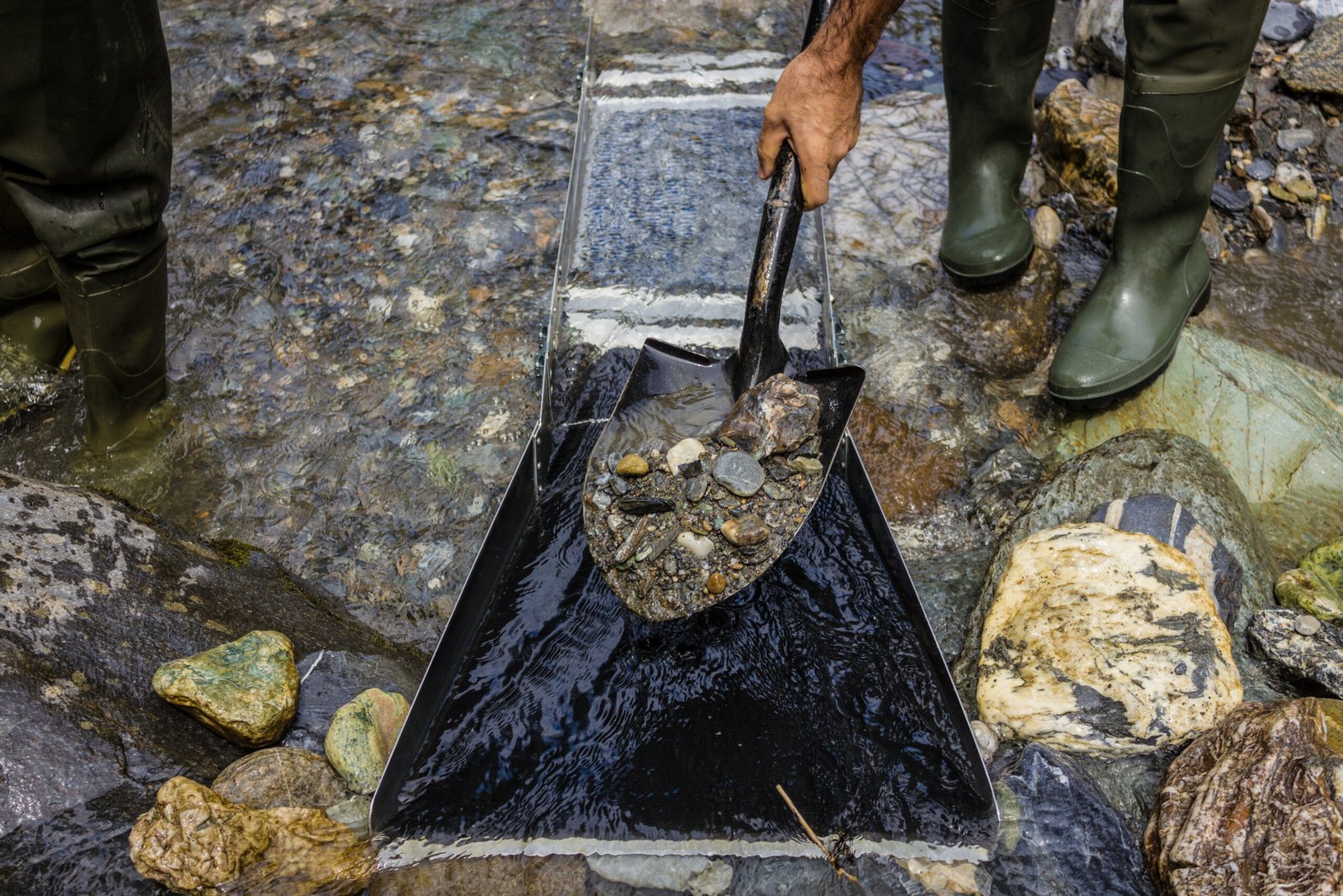 You are currently viewing Best Gold Sluice Boxes: Our Top Picks Revealed!